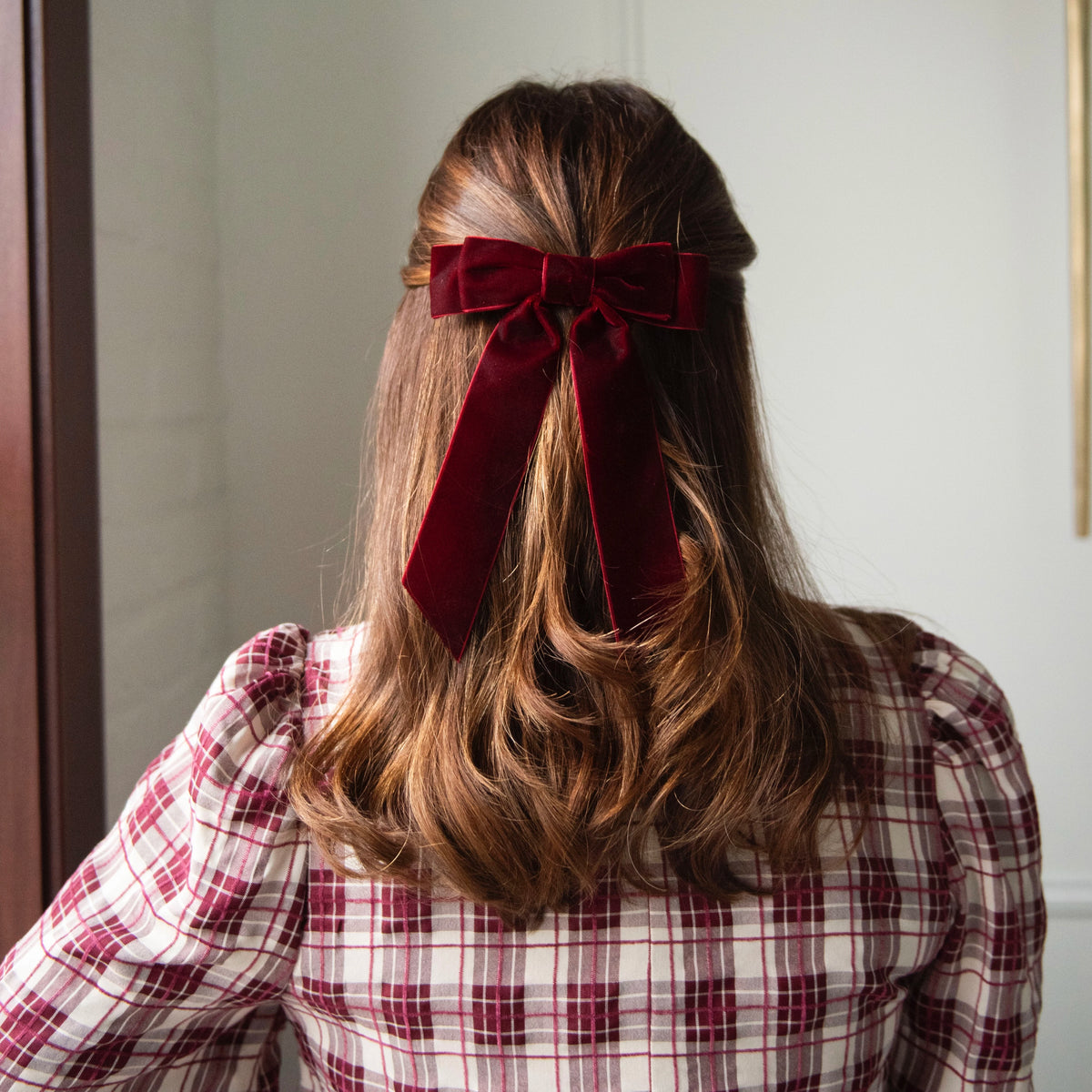 BROOCHES + HAIR ACCESSORIES