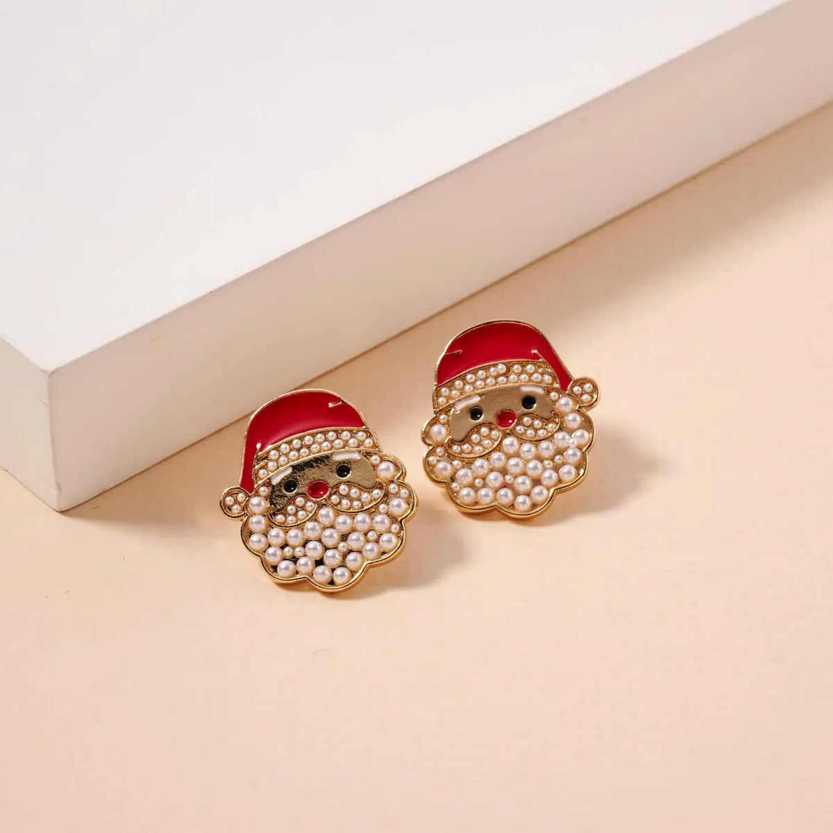 Jolly Pearl Studs