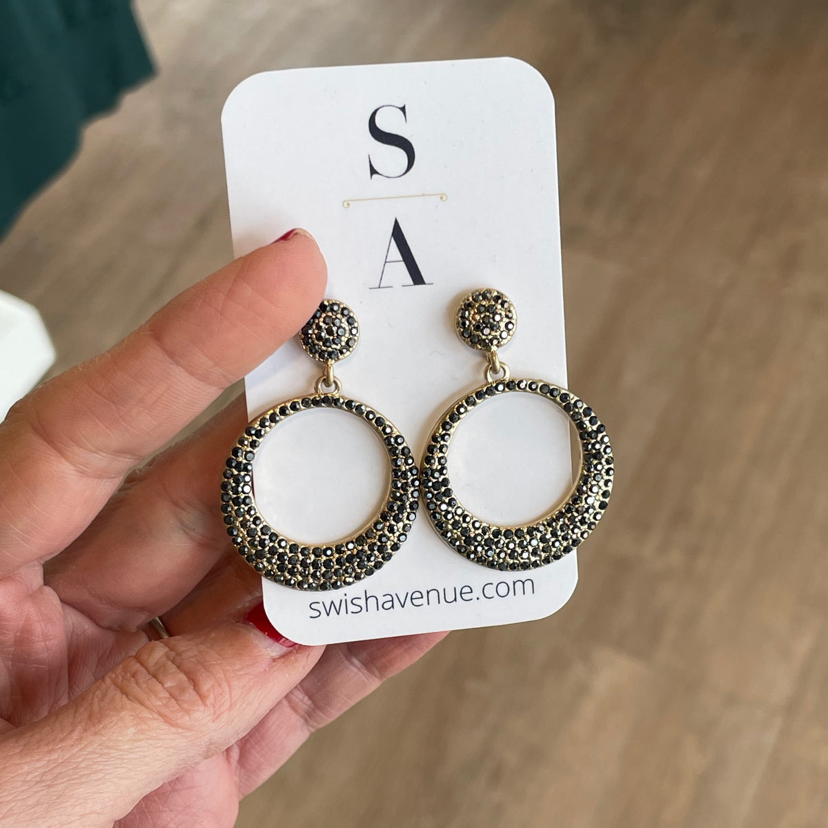 Jett Sparkle Hoop Drop