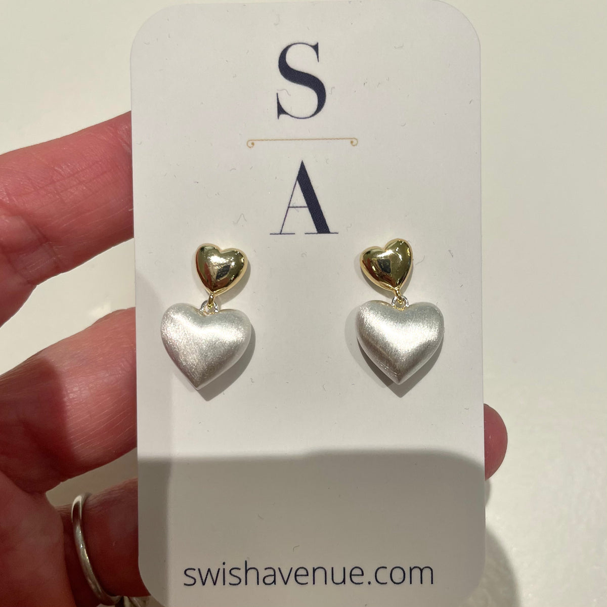 Matte Pearl Drop Hearts